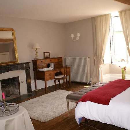 לינה וארוחת בוקר Chateau De La Giraudiere Entre Angers Et Saumur Gennes-Val-de-Loire